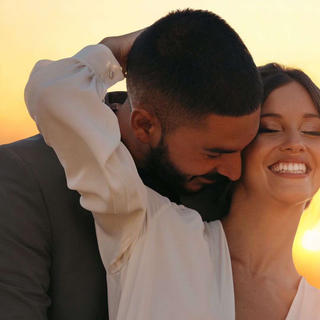 Casal-Feliz Abracados-1x1