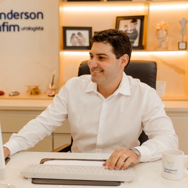 Consulta com Dr Leanderson